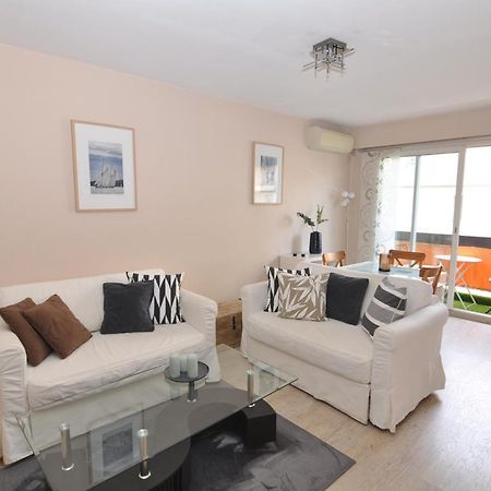 Cosy One-Bedroom Apartment -Stayinantibes- Le Cosy Buitenkant foto