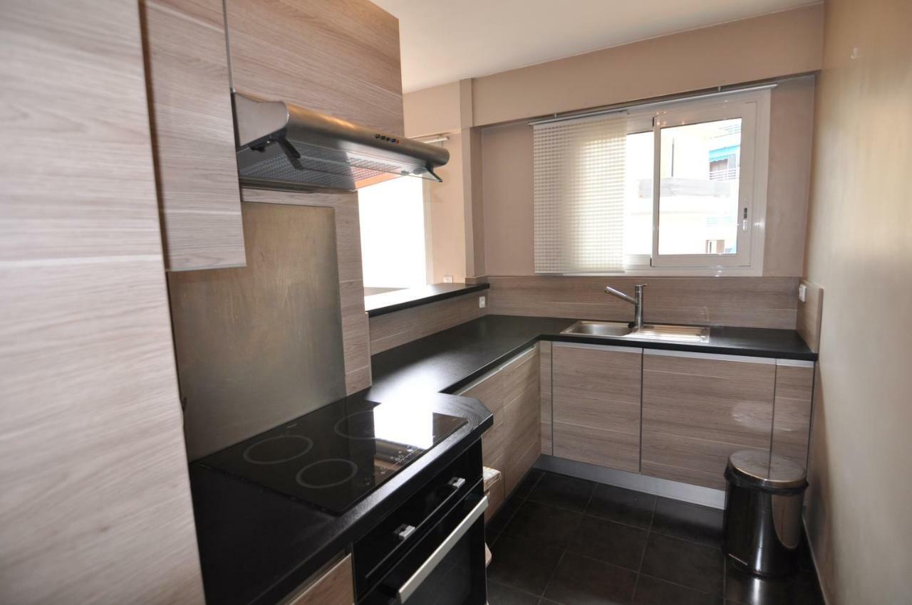 Cosy One-Bedroom Apartment -Stayinantibes- Le Cosy Buitenkant foto