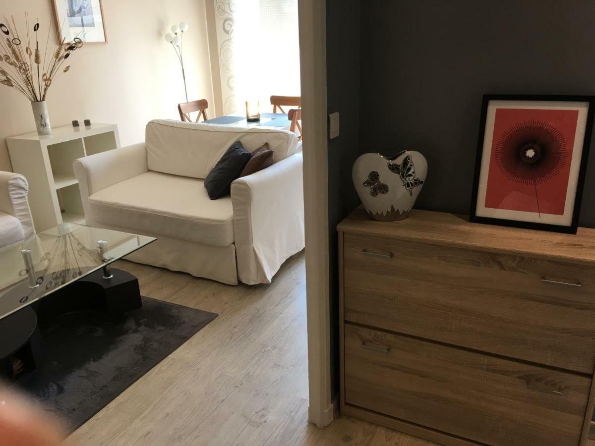 Cosy One-Bedroom Apartment -Stayinantibes- Le Cosy Buitenkant foto